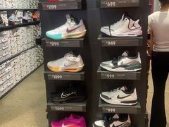 -NIKE上海青浦优选体验店