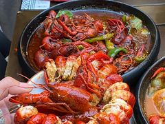 -聚汇三少·龙虾·中餐厅(莫邪路新天地店)