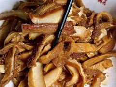 -老鼎万春卤菜(五代传承创始老店)