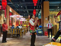 -老滇山寨•云南特色菜•地方菜•民族风情歌舞表演(金碧店)