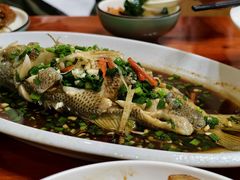 -芦茨金富饭庄·25年老字号·专做稻草鸡