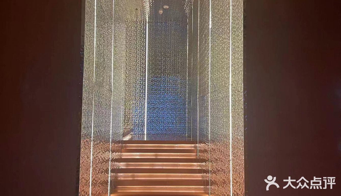 很适合请外地朋友来吃的火锅，很正宗！！