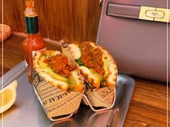 -Catch Bagel(芳草地店)