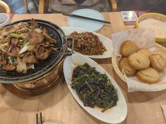 -宏状元现熬粥·京味菜(黄寺大街店)