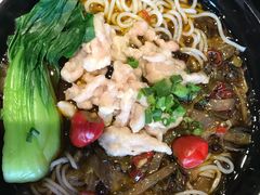 酸菜肉丝米线-乡村基(杨家坪建设店)