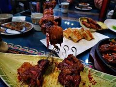-乡村馕坑肉·烧烤·新疆菜·本地人更爱吃(阿勒泰首店)