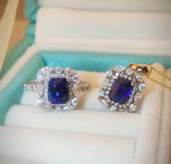 -威德钻石-克拉钻大本营(南京东路店)