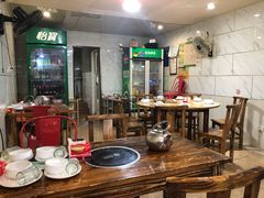 大堂-谭记老字号跳跳蛙·香辣蟹.专注二十年(滨江店)