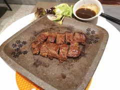 石烧澳洲牛排-东方柏宴