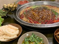 -黄潇洒老火锅(九眼桥宏济巷店)