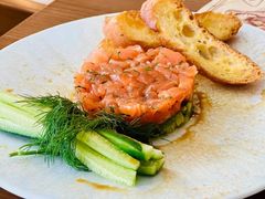 -Mark&Mars Restaurant