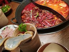 -萍姐火锅·公路夜市(武汉首店)