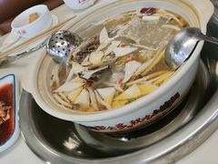 酸萝卜老鸭汤-土连锅·现熬养生汤锅(梁家巷店)