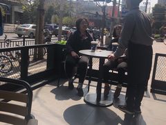 -瑞幸咖啡(巴黎春天陕西路店)