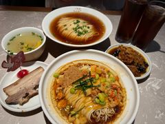 -松鹤面馆·古法焖肉面(观前店)