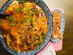-粉家柳州螺蛳粉(杨宅路店)