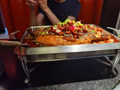 -鸣记脆皮烤鱼·海鲜烤鱼(亿合城店)