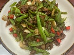 -湖南人家湘菜馆(镇江路店)