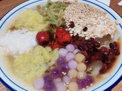 -佬土鹅肠火锅(中建大观店)