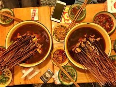 -拈签一笑黄牛肉辣卤串串