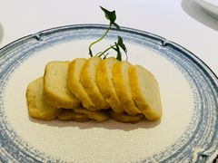 -醉辉皇上海之巅(上海中心大厦店)