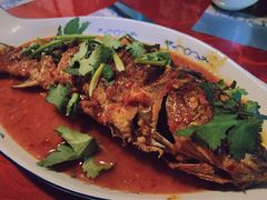 脆皮酸辣鱼-心园餐厅·地道传统云南菜·三十年老店