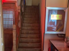 -乔家小院•非遗驴肉•本地小海鲜(滨河路店)