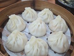 -莱莱小笼·乔艾