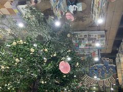 -钟书阁(松江泰晤士小镇店)