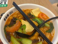 -蒙自源米线大王(花园城商场店)