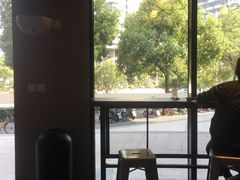 -瑞幸咖啡(怡富广场店)