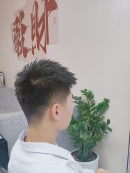 -川和潮人漂色·烫染·接发
