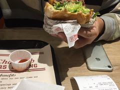 -The Habit Burger Grill 哈比特汉堡(爱琴海店)