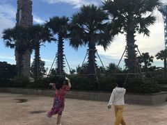 -亚龙湾中心广场