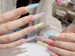 -LynLyn琳林美甲美睫