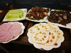-憨石匠鲜菜土火锅(昆都店)