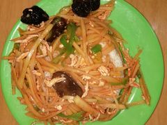 -华中科技大学东三学生食堂