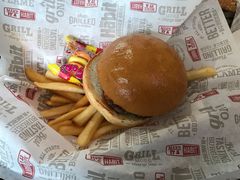 -The Habit Burger Grill 哈比特汉堡(爱琴海店)