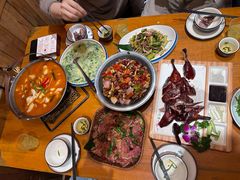 -老滇山寨•云南特色菜•地方菜•民族风情歌舞表演(金碧店)