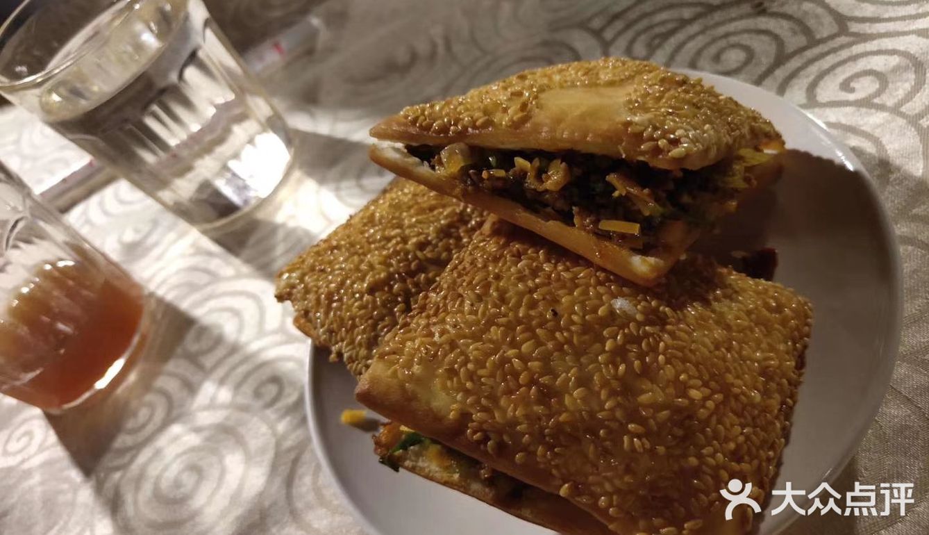 就是离我的距离越来越远，不错的呀，出乎意料的好吃呢