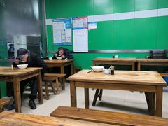 -绿杨馄饨店(康佳花园店)