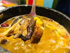 石锅鸡-峰瑞藏地美食·石锅鸡·牦牛肉(大昭寺品牌店)