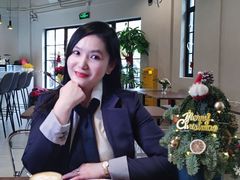 -Fridi Patisserie Cafe