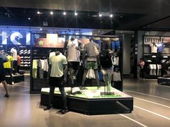 -NIKE品牌体验店(金源新燕莎店)