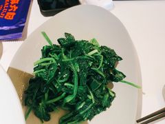 清炒时蔬-麻六记(新天地店)