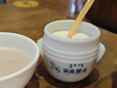 -蒙亨·手把肉·蒙古包文化主题餐厅(天恒广场店)