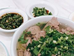 -犇逸·乐山跷脚牛肉·四川现炒(览海店)