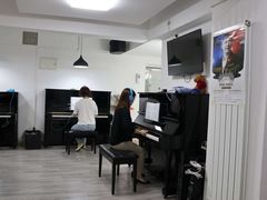 -梅纳·钢琴声乐架子鼓Mena Music(双井店)