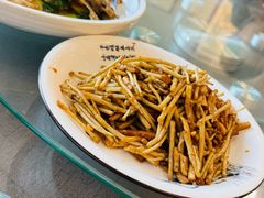 野芦蒿炒豆干-广迎居老正兴菜馆
