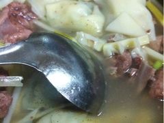 馄饨老鸭煲-老品芳